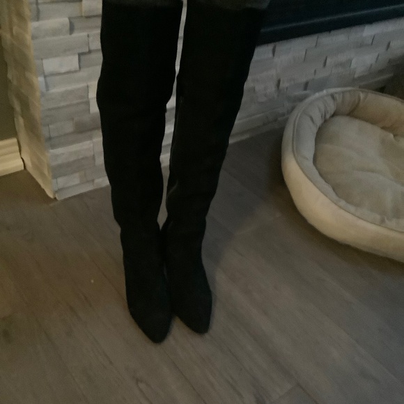DV dolce vita over the knee black suede boots. Size 7.5. Worn once. - Picture 2 of 4